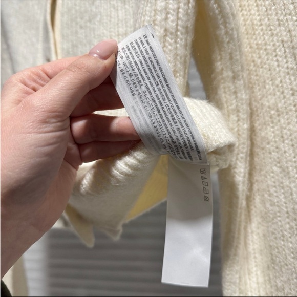 Abercrombie & Fitch Button-Up Cardigan - Picture 7 of 7